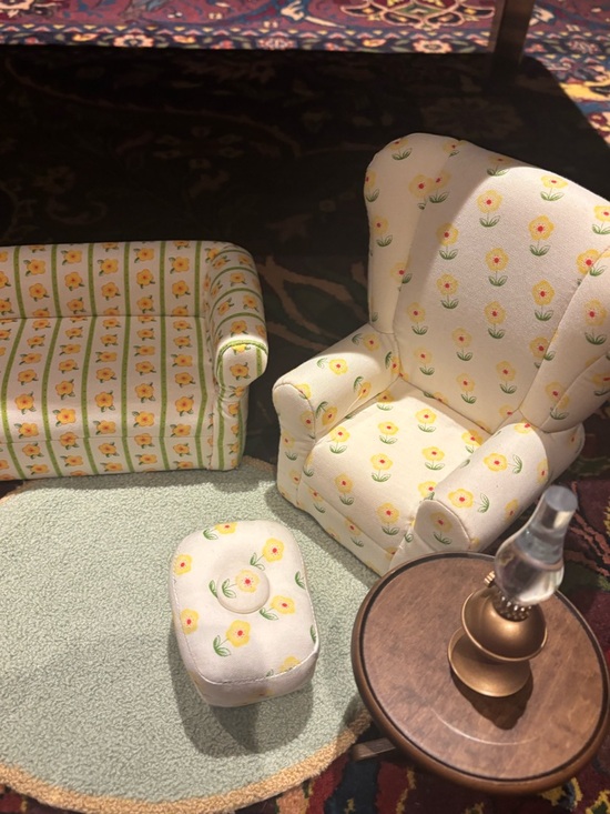 Angelina Ballerina Living Room Set - Picture 4 of 8